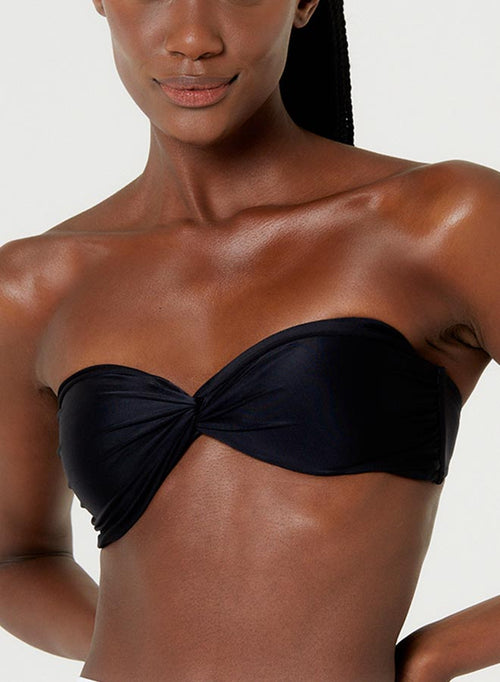 LATINO TOP AND BELGA BOTTOM