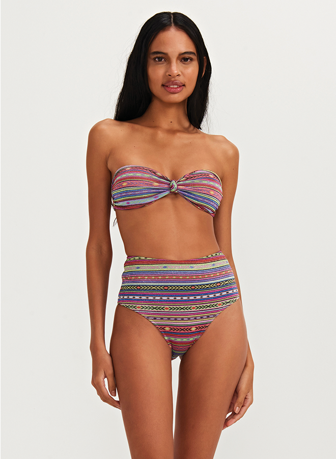 LIA CUP TOP AND TINA HOT PANTS