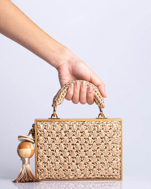 Revela Hand Bag