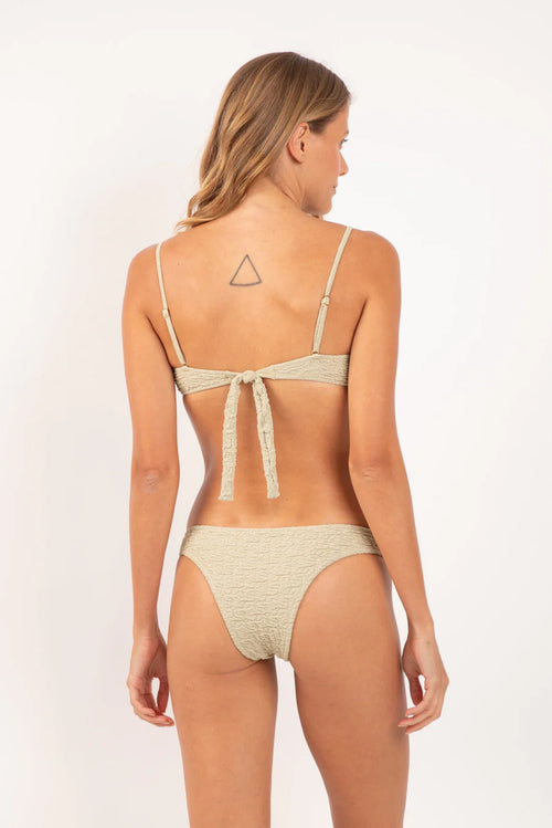BOTTOM BRISA PISTACHE ESENTIAL
