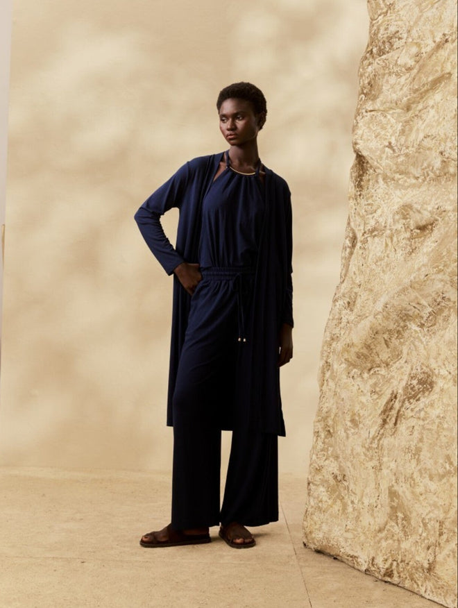 PLAIN LONG COAT WITH SIDE SLIT