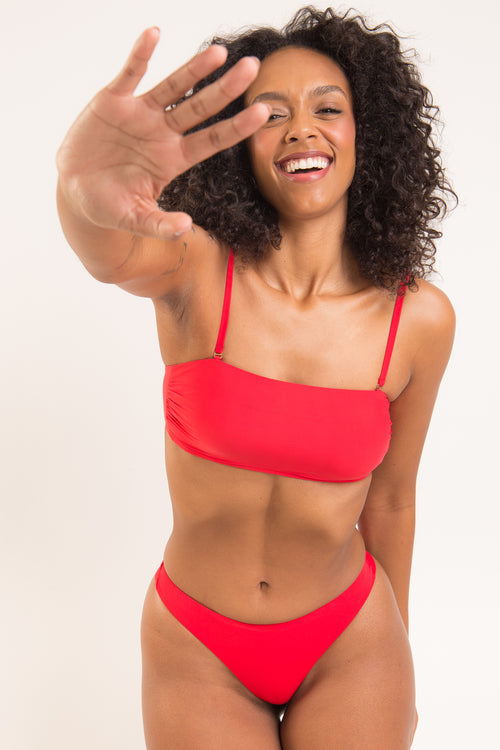 TOP ROUGE BANDEAU RETO
