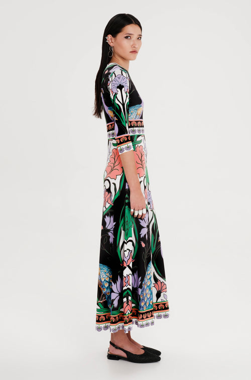 NOSTALGIA MAXI DRESS